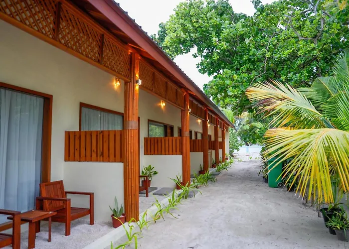 Rattehi Inn At Rakeedhoo